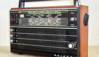 Selena B-210/211 (1976) 1