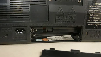 Sanyo M2670F (1989) 6