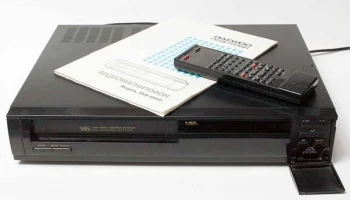 Daewoo-Позитрон DVR-4561D (1992) 1