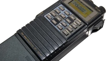 IC-32AT 0