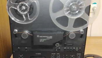 Electroniks-pro-stereo (1993) 2