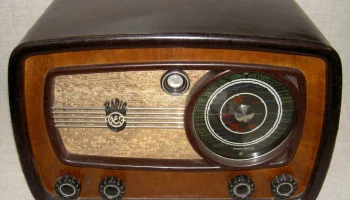 Vefsuper M 517 (1940) 1