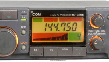 IC-228E 3