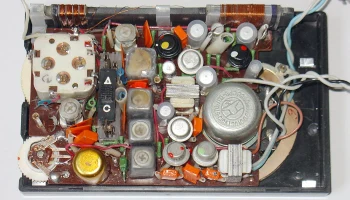 РК. Радиоприёмник "Алмаз-401" (1971) 9