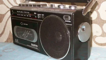 Sanyo M2670F (1989) 3