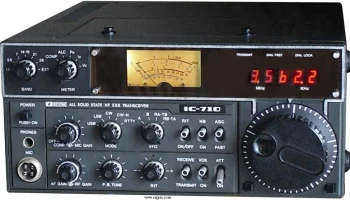 IC-710 0