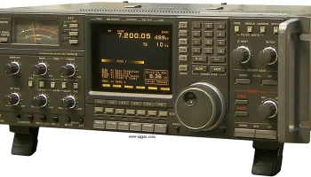IC-R9000 0