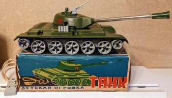 Танк (1977) 0
