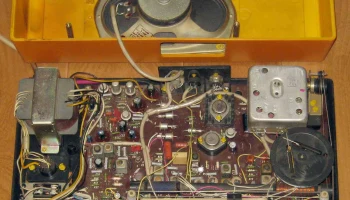 Signal Electronic (1979) 10
